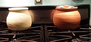 cooking in a micaseous pot